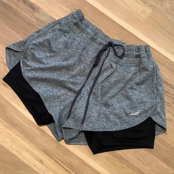 Avia Pants - Avia Tie Elastic Waist Activewear Running Biking Lined Shorts Striped Women’s M